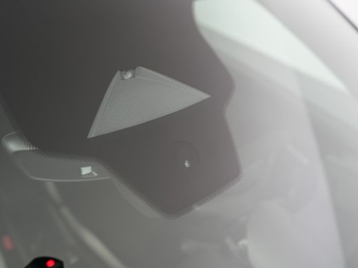 Alfa Romeo Junior Ibrida Sport Speciale, (2026) | Bi-color dak | Elektrisch bediend panoramisch schuifdak | Techno ... ActivLease financial lease