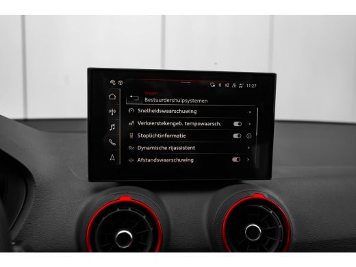 Audi Q2 35 TFSI S Edition 150 PK | Trekhaak | Achteruitrijcamera | Matrix LED Koplampen | Luxe Lederen Be... ActivLease financial lease