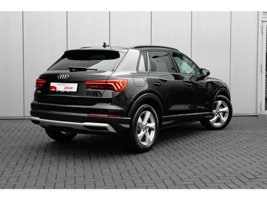 Audi Q3 35 TFSI Advanced edition 150PK | Trekhaak | Camera Achter | Privacy Glas | Comfort Sleutel | Appl... ActivLease financial lease