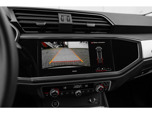 Audi Q3 35 TFSI Advanced edition 150PK | Trekhaak | Camera Achter | Privacy Glas | Comfort Sleutel | Appl... ActivLease financial lease