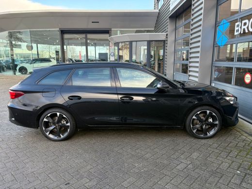 CUPRA Leon Sportstourer 1.5 e-Hybrid 204 pk 6-DSG | Achteruitrijcamera | Elektrische achterklep | Stoel/stuur verwarming ActivLease financial lease