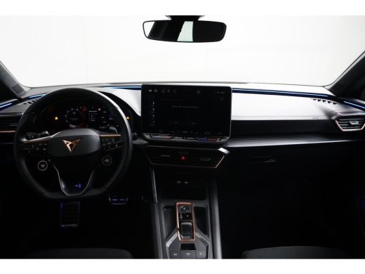 CUPRA Leon Sportstourer 1.5 e-Hybrid 204 pk 6-DSG | Achteruitrijcamera | Elektrische achterklep | Stoel/stuur verwarming ActivLease financial lease