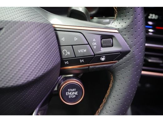 CUPRA Leon Sportstourer 1.5 e-Hybrid 204 pk 6-DSG | Achteruitrijcamera | Elektrische achterklep | Stoel/stuur verwarming ActivLease financial lease