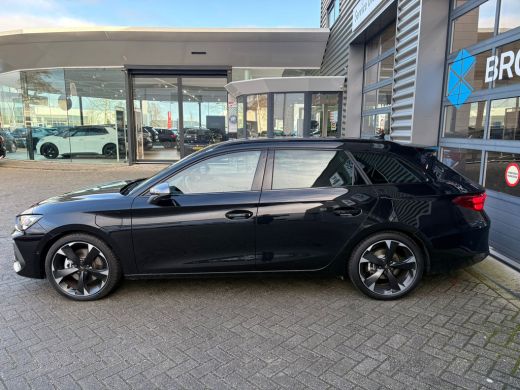 CUPRA Leon Sportstourer 1.5 e-Hybrid 204 pk 6-DSG | Achteruitrijcamera | Elektrische achterklep | Stoel/stuur verwarming ActivLease financial lease