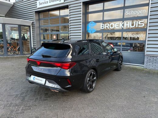 CUPRA Leon Sportstourer 1.5 e-Hybrid 204 pk 6-DSG | Achteruitrijcamera | Elektrische achterklep | Stoel/stuur verwarming ActivLease financial lease