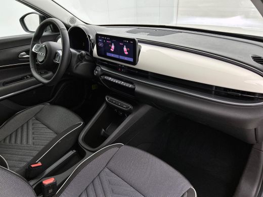 Fiat 600 1.2 Hybrid Bicolore CAMERA | CLIMA | DODEHOEKDETECT | NAVI-CARPLAY ActivLease financial lease