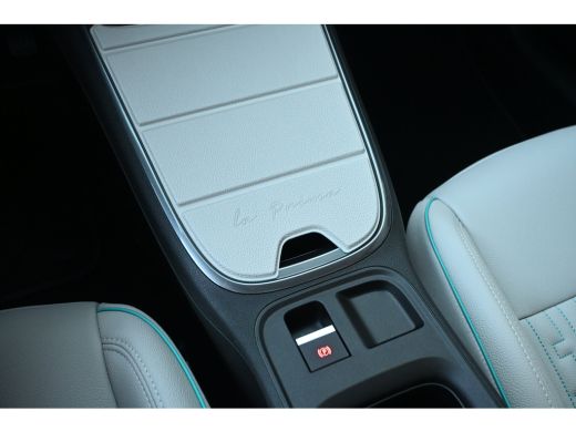 Fiat 600 1.2 Hybrid La Prima 145pk VOORRAAD-ACTIE! 8 Jaar Garantie! | Vol-Leder | Adaptive Cruise | Stoelv... ActivLease financial lease