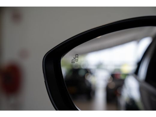 Fiat 600 1.2 Hybrid La Prima | 8 Jaar Garantie | Climate Controle | Camera | Navigatie | Parkeersensoren |... ActivLease financial lease