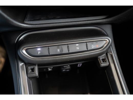 Fiat 600 1.2 Hybrid La Prima | 8 Jaar Garantie | Climate Controle | Camera | Navigatie | Parkeersensoren |... ActivLease financial lease