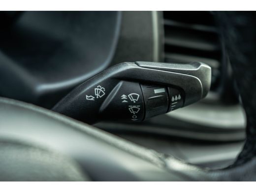 Ford Transit Custom 2.0 TDCI L1H1 | 1e EIG. | 130pk | Automaat | LED | Camera | Stoelverw. | Cruise | Airco ActivLease financial lease