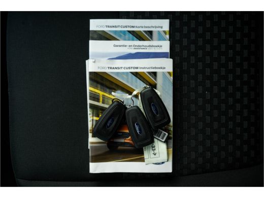 Ford Transit Custom 2.0 TDCI L1H1 | 1e EIG. | 130pk | Automaat | LED | Camera | Stoelverw. | Cruise | Airco ActivLease financial lease