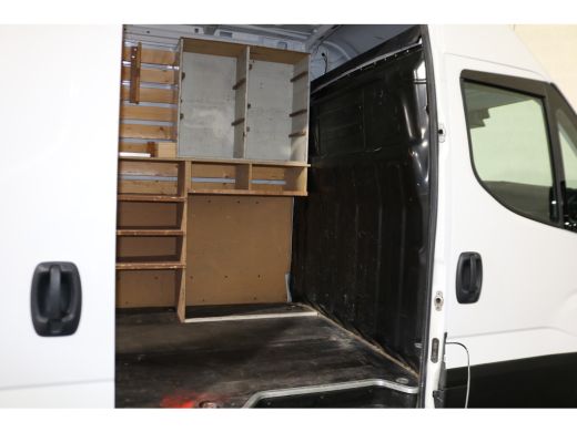 Iveco Daily 35S14 L2 H2 Airco 3.5t Trekhaak ActivLease financial lease