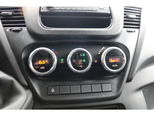 Iveco Daily 35S14 L2 H2 Airco 3.5t Trekhaak ActivLease financial lease