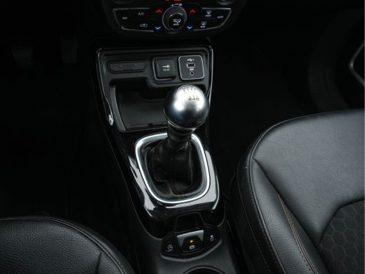 Jeep Compass 1.3T Limited (INCL-BTW) *LEATHER-MICROFIBRE | FULL-LED | NAVI-FULLMAP | KEYLESS | COMFORTSEATS | ... ActivLease financial lease