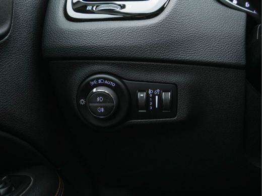 Jeep Compass 1.3T Limited (INCL-BTW) *LEATHER-MICROFIBRE | FULL-LED | NAVI-FULLMAP | KEYLESS | COMFORTSEATS | ... ActivLease financial lease