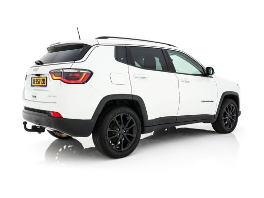 Jeep Compass 1.3T Limited (INCL-BTW) *LEATHER-MICROFIBRE | FULL-LED | NAVI-FULLMAP | KEYLESS | COMFORTSEATS | ... ActivLease financial lease