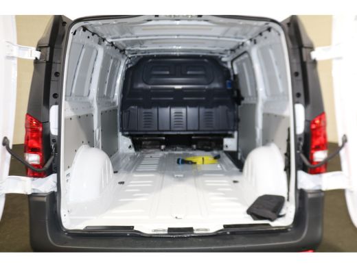 Mercedes-Benz eVito 112 L2 60 kWh Led ActivLease financial lease