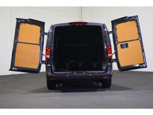 Mercedes-Benz eVito 112 L3 60 kWh Spoilerpakket ActivLease financial lease