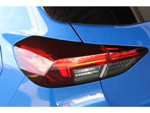 Opel Corsa 1.2 Turbo GS | Panoramadak | Navigatie | Camera | Dodehoek sensoren | LED verlichting | Keyless | ActivLease financial lease