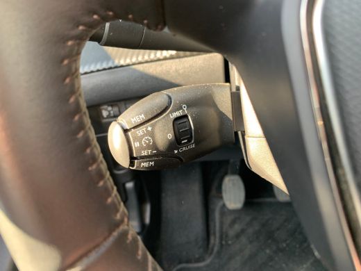 Peugeot 2008 1.2 PureTech Active Airco | AppleCarPlay/ Android Auto | Cruise Control | DAB | Navi | PDC Achter | ActivLease financial lease