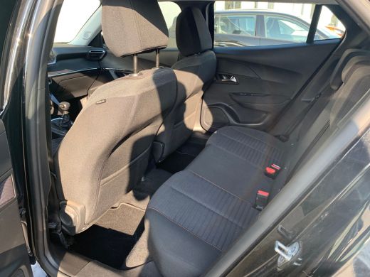 Peugeot 2008 1.2 PureTech Active Airco | AppleCarPlay/ Android Auto | Cruise Control | DAB | Navi | PDC Achter | ActivLease financial lease