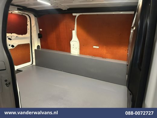 Peugeot Expert 2.0BlueHDI 123pk L2H1 Euro6 Airco | Dakdragers | Trekhaak | Cruisecontrol Parkeersensoren ActivLease financial lease