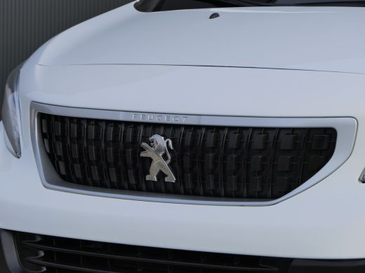 Peugeot Expert 226S 1.6 BlueHDI 95 Premium | 3-Zits | Trekhaak | Parkeersensoren | Cruise Control | Bluetooth | ... ActivLease financial lease