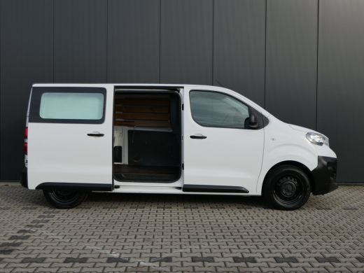 Peugeot Expert 226S 1.6 BlueHDI 95 Premium | 3-Zits | Trekhaak | Parkeersensoren | Cruise Control | Bluetooth | ... ActivLease financial lease