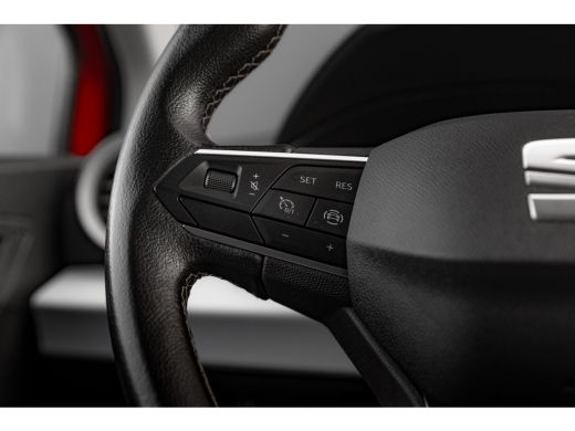 Seat Arona 1.0 TSI Style | Cruise Control | Carplay | Parkeersenor achter | Climate Control ActivLease financial lease