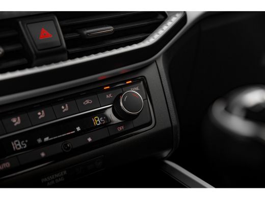 Seat Arona 1.0 TSI Style | Cruise Control | Carplay | Parkeersenor achter | Climate Control ActivLease financial lease