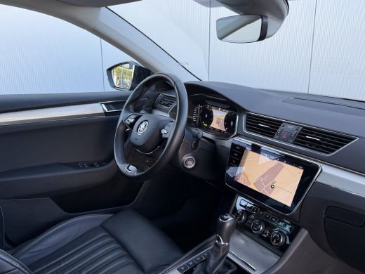Skoda Superb Combi 1.4 TSI iV Business Edition | Leder | Pano dak ActivLease financial lease