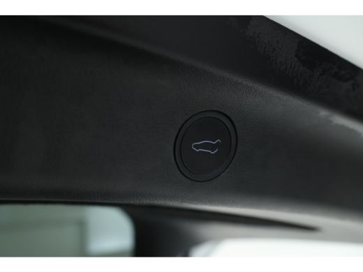 Tesla Model Y Long Range AWD 75 kWh Ruim 500Pk, Panorama, Climate, ActivLease financial lease