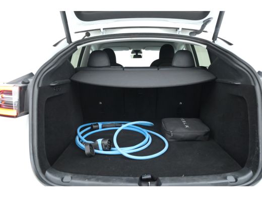 Tesla Model Y Long Range AWD 75 kWh Ruim 500Pk, Panorama, Climate, ActivLease financial lease