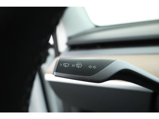 Tesla Model Y Long Range AWD 75 kWh Ruim 500Pk, Panorama, Climate, ActivLease financial lease
