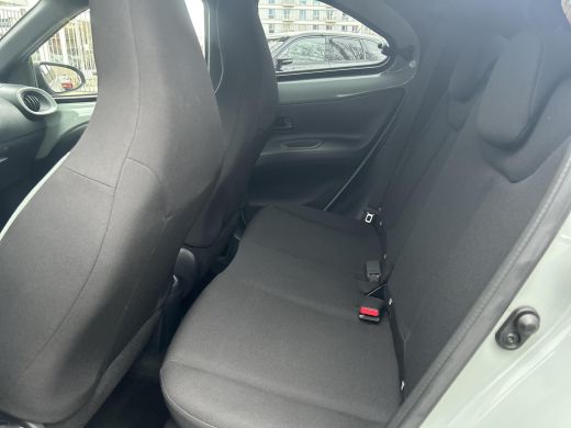 Toyota Aygo 1.0 VVT-i S-CVT Pulse ActivLease financial lease