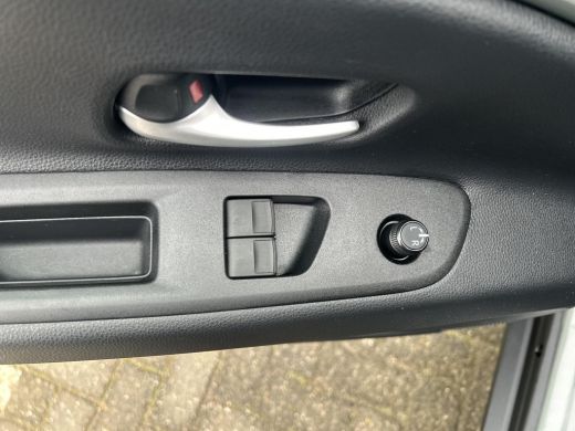 Toyota Aygo 1.0 VVT-i S-CVT Pulse ActivLease financial lease