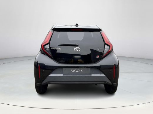 Toyota Aygo Hybrid 115 GR Sport **STORM GREY/ NIEUWE AUTO/ DIRECT LEVERBAAR** ActivLease financial lease