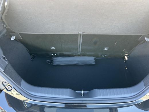 Toyota Aygo Hybrid 115 pulse | Easy Pack | &euro; 500 extra inruilwaarde | ActivLease financial lease