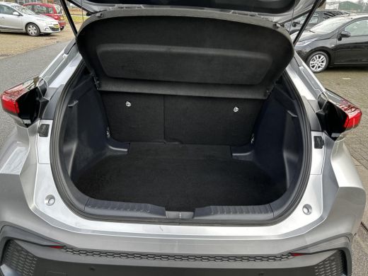 Toyota C-HR 1.8 Hybrid 140 Dynamic ActivLease financial lease