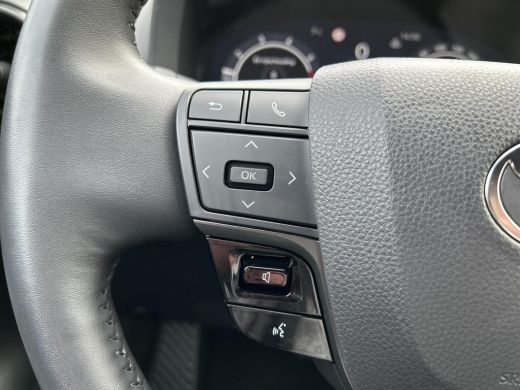 Toyota C-HR 1.8 Hybrid 140 Dynamic ActivLease financial lease