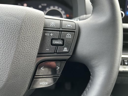 Toyota C-HR 1.8 Hybrid 140 Dynamic ActivLease financial lease