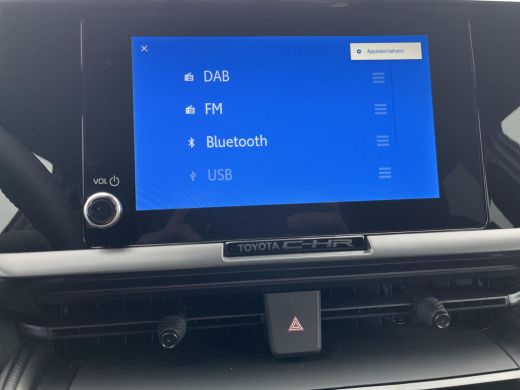 Toyota C-HR 1.8 Hybrid 140 Dynamic | Uit voorraad leverbaar | &euro; 2.000 extra inruilwaarde | ActivLease financial lease