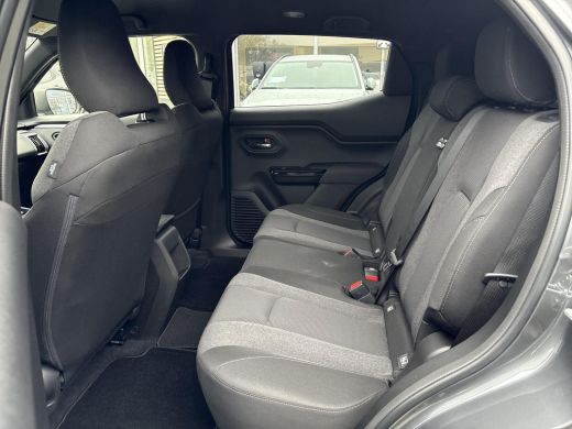 Toyota Urban Cruiser Dynamic 61 kWh **NIEUWE AUTO/ ELEKTRISCH/ DIRECT LEVERBAAR** ActivLease financial lease