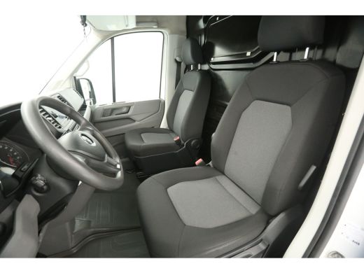 Volkswagen Crafter 2.0 TDI 177PK L5H3 | Aut. | 3000KG Trekgew. | Trekh. | Airco | Cruise | Camera | Carplay ActivLease financial lease