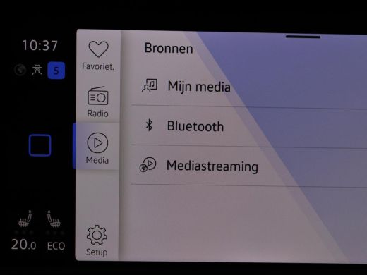 Volkswagen Golf 1.4 eHybrid Style | Head-Up | Stoelverwarming | Trekhaak | Sfeerverlichting | Massage | Camera | ... ActivLease financial lease