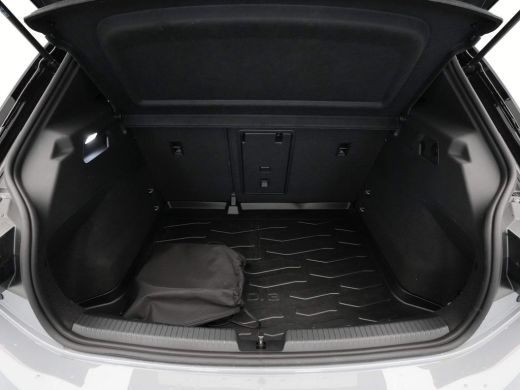 Volkswagen ID.3 204pk Pro Edition 58 kWh Navigatie Camera Clima Stoelverwarming 127 ActivLease financial lease