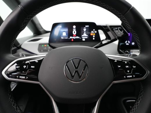 Volkswagen ID.3 204pk Pro Edition 58 kWh Navigatie Camera Clima Stoelverwarming 127 ActivLease financial lease