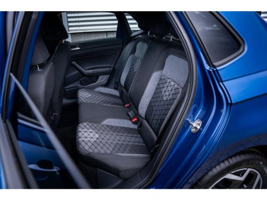 Volkswagen Polo R-Line Edition | 'App-Connect' draadloze smartphone integratie | Achterlichten LED | Afstandscont... ActivLease financial lease