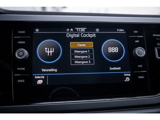 Volkswagen Polo R-Line Edition | 'App-Connect' draadloze smartphone integratie | Achterlichten LED | Afstandscont... ActivLease financial lease