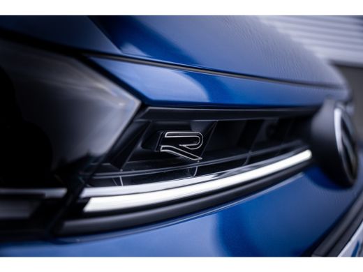 Volkswagen Polo R-Line Edition | 'App-Connect' draadloze smartphone integratie | Achterlichten LED | Afstandscont... ActivLease financial lease